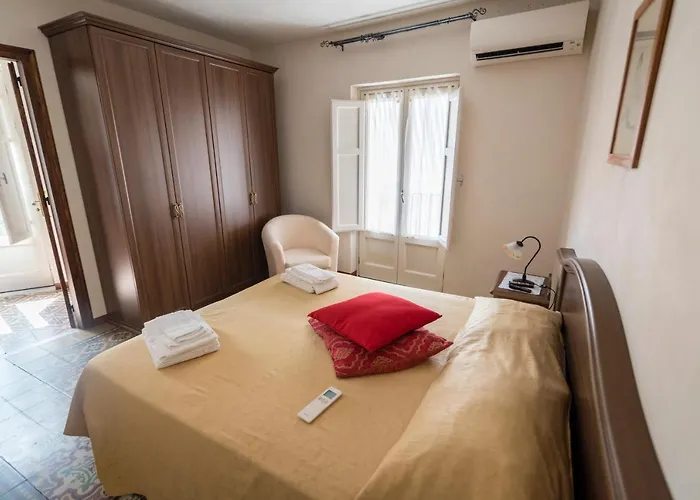 Casa Lucia * Castelbuono (Sicily)